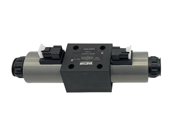 Válvula direcional solenóide (3 posições e 4 vias)